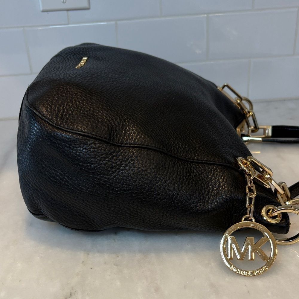 Michael Kors Black Pebbled Leather Shoulder Bag with Gold Hardware - Picture 6 of 16